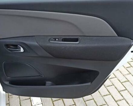 Белый Ситроен С4 Пикассо, объемом двигателя 1.56 л и пробегом 298 тыс. км за 9500 $, фото 19 на Automoto.ua