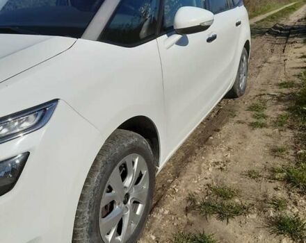 Белый Ситроен С4 Пикассо, объемом двигателя 1.6 л и пробегом 208 тыс. км за 11200 $, фото 4 на Automoto.ua