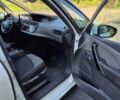 Белый Ситроен С4 Пикассо, объемом двигателя 1.6 л и пробегом 285 тыс. км за 12000 $, фото 24 на Automoto.ua