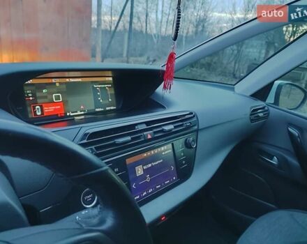 Белый Ситроен С4 Пикассо, объемом двигателя 1.6 л и пробегом 285 тыс. км за 12800 $, фото 8 на Automoto.ua