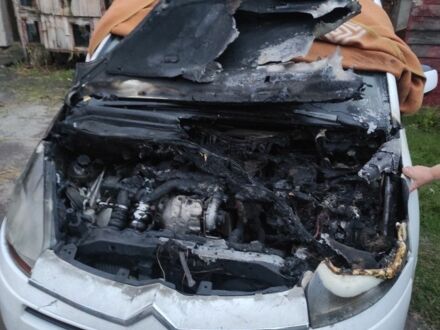Сітроен С4 Пікассо 2009 у Тернополі на Automoto.ua Білий Сітроен С4 Пікассо, об'ємом двигуна 1.6 л та пробігом 320 тис. км за 2500 $, фото 1 на Automoto.ua