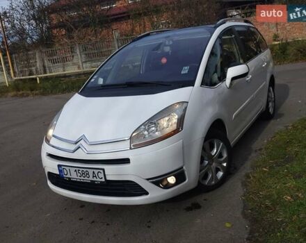 Белый Ситроен С4 Пикассо, объемом двигателя 1.6 л и пробегом 240 тыс. км за 5550 $, фото 1 на Automoto.ua