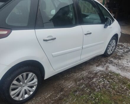 Білий Сітроен С4 Пікассо, об'ємом двигуна 0 л та пробігом 245 тис. км за 5700 $, фото 1 на Automoto.ua