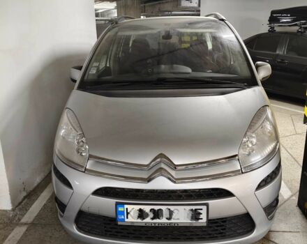 Белый Ситроен С4 Пикассо, объемом двигателя 2.4 л и пробегом 226 тыс. км за 7100 $, фото 1 на Automoto.ua