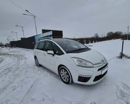 Белый Ситроен С4 Пикассо, объемом двигателя 1.56 л и пробегом 222 тыс. км за 7900 $, фото 1 на Automoto.ua