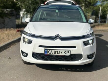 Сітроен С4 Пікассо 2014 у Києві на Automoto.ua Білий Сітроен С4 Пікассо, об'ємом двигуна 1.6 л та пробігом 262 тис. км за 14000 $, фото 1 на Automoto.ua