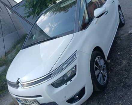 Белый Ситроен С4 Пикассо, объемом двигателя 2 л и пробегом 308 тыс. км за 11500 $, фото 1 на Automoto.ua