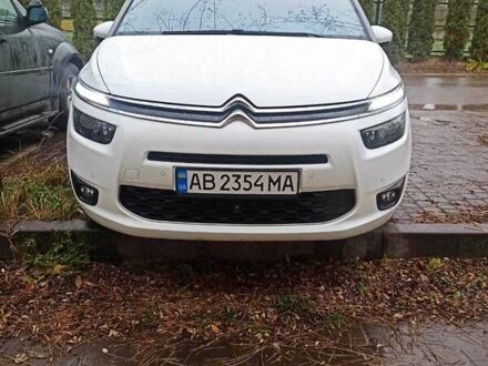 Білий Сітроен С4 Пікассо, об'ємом двигуна 1.56 л та пробігом 206 тис. км за 14000 $, фото 1 на Automoto.ua