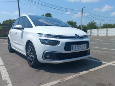 Сітроен С4 Пікассо 2017 у Черкасах на Automoto.ua Білий Сітроен С4 Пікассо, об'ємом двигуна 1.6 л та пробігом 275 тис. км за 12950 $, фото 1 на Automoto.ua
