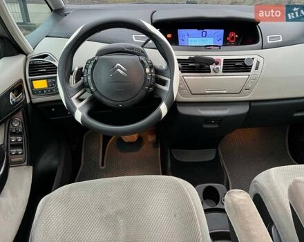 Бежевый Ситроен С4 Пикассо, объемом двигателя 1.6 л и пробегом 230 тыс. км за 5000 $, фото 10 на Automoto.ua