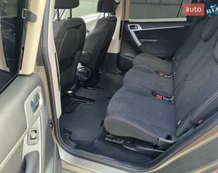 Бежевий Сітроен С4 Пікассо, об'ємом двигуна 1.6 л та пробігом 240 тис. км за 4500 $, фото 57 на Automoto.ua
