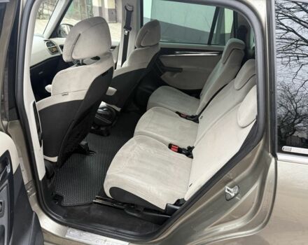 Бежевий Сітроен С4 Пікассо, об'ємом двигуна 1.6 л та пробігом 260 тис. км за 5000 $, фото 11 на Automoto.ua