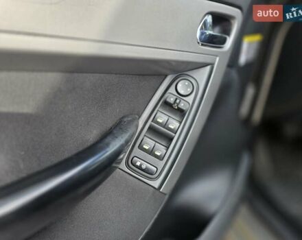 Бежевий Сітроен С4 Пікассо, об'ємом двигуна 1.6 л та пробігом 240 тис. км за 4500 $, фото 45 на Automoto.ua