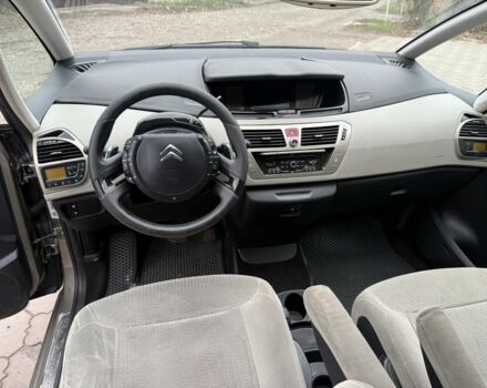 Бежевий Сітроен С4 Пікассо, об'ємом двигуна 1.6 л та пробігом 260 тис. км за 5000 $, фото 12 на Automoto.ua