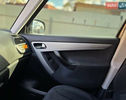 Ситроен С4 Пикассо 2009 в Бердичеве на Automoto.ua Бежевый Ситроен С4 Пикассо, объемом двигателя 1.6 л и пробегом 240 тыс. км за 3999 $, фото 16 на Automoto.ua