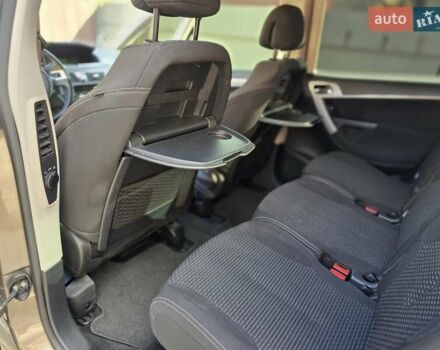 Ситроен С4 Пикассо 2009 в Бердичеве на Automoto.ua Бежевый Ситроен С4 Пикассо, объемом двигателя 1.6 л и пробегом 240 тыс. км за 3999 $, фото 50 на Automoto.ua