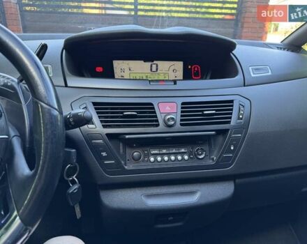 Бежевый Ситроен С4 Пикассо, объемом двигателя 1.6 л и пробегом 240 тыс. км за 4500 $, фото 33 на Automoto.ua