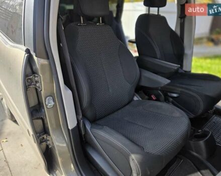 Ситроен С4 Пикассо 2009 в Бердичеве на Automoto.ua Бежевый Ситроен С4 Пикассо, объемом двигателя 1.6 л и пробегом 240 тыс. км за 3999 $, фото 51 на Automoto.ua