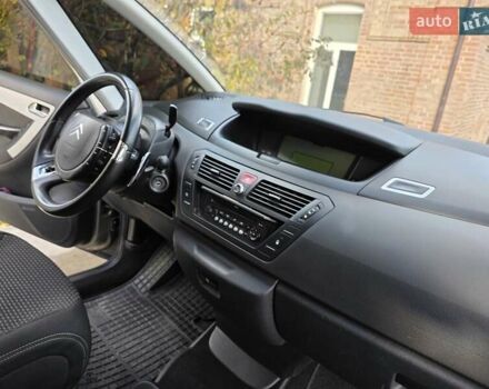 Ситроен С4 Пикассо 2009 в Бердичеве на Automoto.ua Бежевый Ситроен С4 Пикассо, объемом двигателя 1.6 л и пробегом 240 тыс. км за 3999 $, фото 42 на Automoto.ua