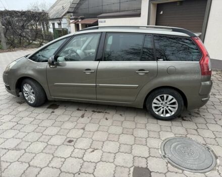 Бежевий Сітроен С4 Пікассо, об'ємом двигуна 1.6 л та пробігом 260 тис. км за 5000 $, фото 7 на Automoto.ua