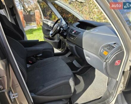 Ситроен С4 Пикассо 2009 в Бердичеве на Automoto.ua Бежевый Ситроен С4 Пикассо, объемом двигателя 1.6 л и пробегом 240 тыс. км за 3999 $, фото 53 на Automoto.ua