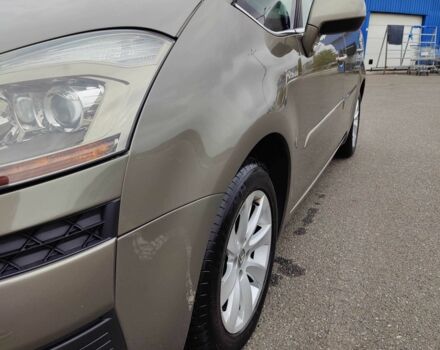 Бежевый Ситроен С4 Пикассо, объемом двигателя 1.6 л и пробегом 208 тыс. км за 5525 $, фото 8 на Automoto.ua