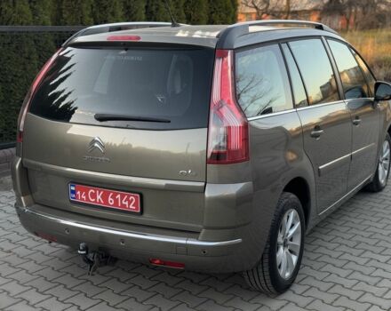 Бежевий Сітроен С4 Пікассо, об'ємом двигуна 1.6 л та пробігом 230 тис. км за 7500 $, фото 6 на Automoto.ua
