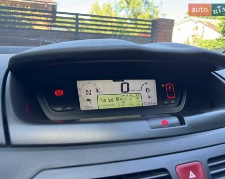 Бежевий Сітроен С4 Пікассо, об'ємом двигуна 1.6 л та пробігом 216 тис. км за 5500 $, фото 38 на Automoto.ua