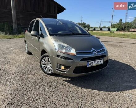 Ситроен С4 Пикассо 2009 в Бердичеве на Automoto.ua Бежевый Ситроен С4 Пикассо, объемом двигателя 1.6 л и пробегом 240 тыс. км за 4500 $, фото 1 на Automoto.ua