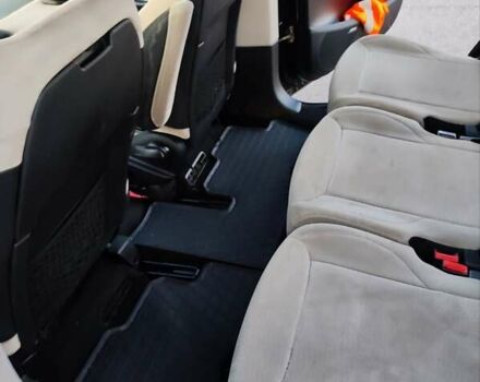 Черный Ситроен С4 Пикассо, объемом двигателя 2 л и пробегом 320 тыс. км за 4600 $, фото 16 на Automoto.ua