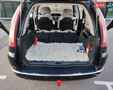 Черный Ситроен С4 Пикассо, объемом двигателя 2 л и пробегом 320 тыс. км за 4600 $, фото 11 на Automoto.ua