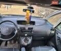 Ситроен С4 Пикассо 2007 в Калиновке на Automoto.ua Черный Ситроен С4 Пикассо, объемом двигателя 1.75 л и пробегом 280 тыс. км за 2800 $, фото 6 на Automoto.ua