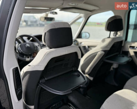 Черный Ситроен С4 Пикассо, объемом двигателя 1.56 л и пробегом 255 тыс. км за 5600 $, фото 12 на Automoto.ua