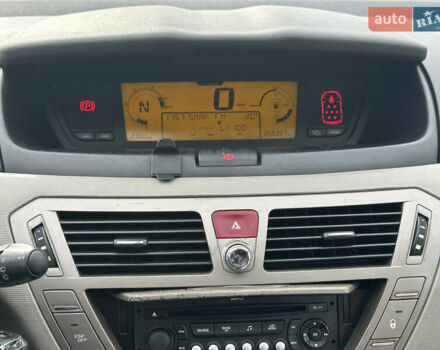 Черный Ситроен С4 Пикассо, объемом двигателя 1.56 л и пробегом 255 тыс. км за 5600 $, фото 21 на Automoto.ua