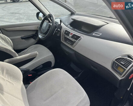 Черный Ситроен С4 Пикассо, объемом двигателя 1.56 л и пробегом 255 тыс. км за 5600 $, фото 17 на Automoto.ua