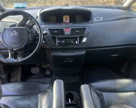 Черный Ситроен С4 Пикассо, объемом двигателя 1.6 л и пробегом 260 тыс. км за 4000 $, фото 7 на Automoto.ua