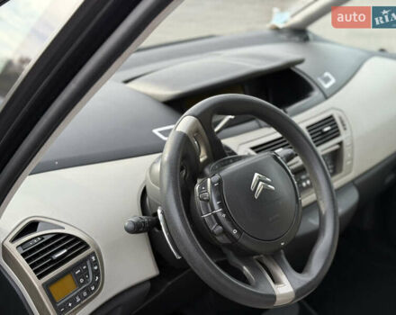 Черный Ситроен С4 Пикассо, объемом двигателя 1.56 л и пробегом 255 тыс. км за 5600 $, фото 8 на Automoto.ua