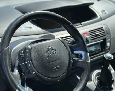 Черный Ситроен С4 Пикассо, объемом двигателя 1.6 л и пробегом 337 тыс. км за 4800 $, фото 14 на Automoto.ua