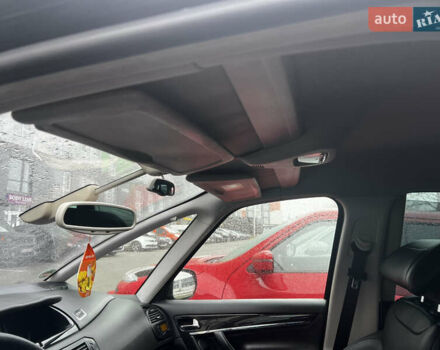 Черный Ситроен С4 Пикассо, объемом двигателя 2 л и пробегом 280 тыс. км за 6500 $, фото 11 на Automoto.ua