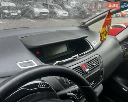 Черный Ситроен С4 Пикассо, объемом двигателя 2 л и пробегом 280 тыс. км за 6500 $, фото 10 на Automoto.ua