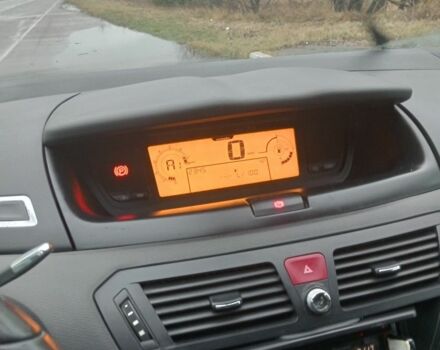 Черный Ситроен С4 Пикассо, объемом двигателя 1.6 л и пробегом 245 тыс. км за 5700 $, фото 7 на Automoto.ua