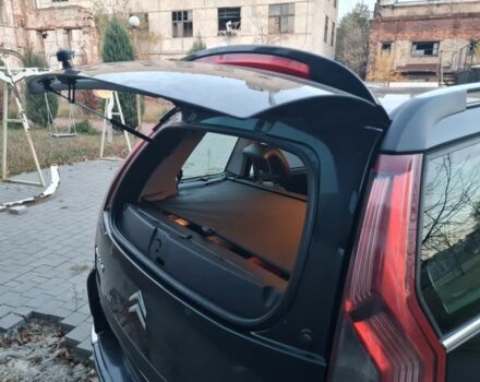 Чорний Сітроен С4 Пікассо, об'ємом двигуна 1.6 л та пробігом 293 тис. км за 4900 $, фото 7 на Automoto.ua