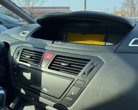 Черный Ситроен С4 Пикассо, объемом двигателя 1.6 л и пробегом 216 тыс. км за 5900 $, фото 3 на Automoto.ua