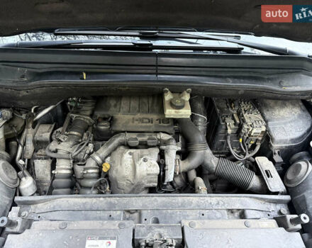 Черный Ситроен С4 Пикассо, объемом двигателя 1.6 л и пробегом 334 тыс. км за 5000 $, фото 8 на Automoto.ua