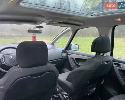 Чорний Сітроен С4 Пікассо, об'ємом двигуна 1.6 л та пробігом 250 тис. км за 5950 $, фото 6 на Automoto.ua