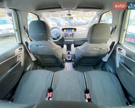 Чорний Сітроен С4 Пікассо, об'ємом двигуна 1.6 л та пробігом 230 тис. км за 6490 $, фото 21 на Automoto.ua