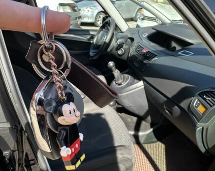 Чорний Сітроен С4 Пікассо, об'ємом двигуна 1.6 л та пробігом 270 тис. км за 4500 $, фото 4 на Automoto.ua