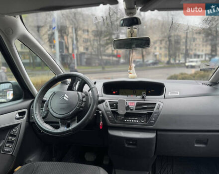 Черный Ситроен С4 Пикассо, объемом двигателя 1.6 л и пробегом 318 тыс. км за 4000 $, фото 17 на Automoto.ua