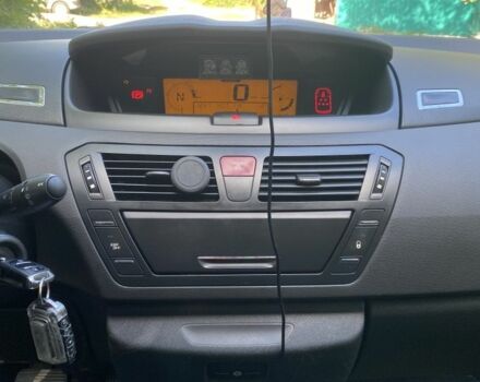 Черный Ситроен С4 Пикассо, объемом двигателя 1.6 л и пробегом 270 тыс. км за 4700 $, фото 7 на Automoto.ua