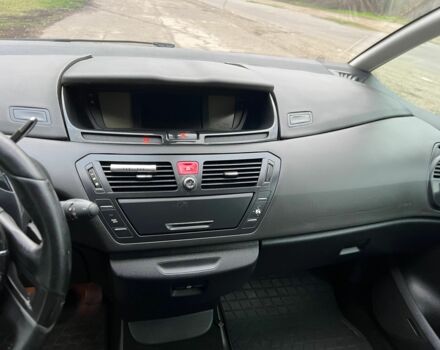 Чорний Сітроен С4 Пікассо, об'ємом двигуна 1.6 л та пробігом 200 тис. км за 5800 $, фото 8 на Automoto.ua